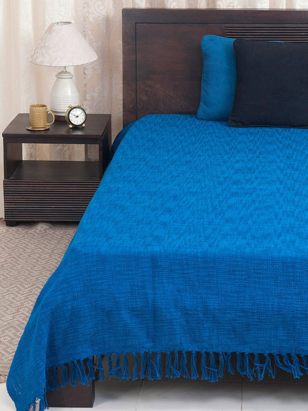 

Fabindia Blue Woven Design Cotton Queen Bed Cover