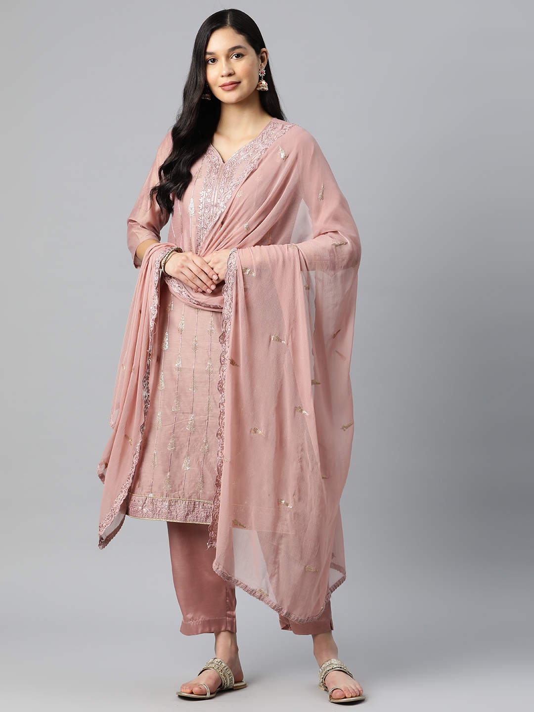 

Sunehri Ethnic Motifs Embroidered Sequinned Kurta With Trousers & Dupatta, Mauve