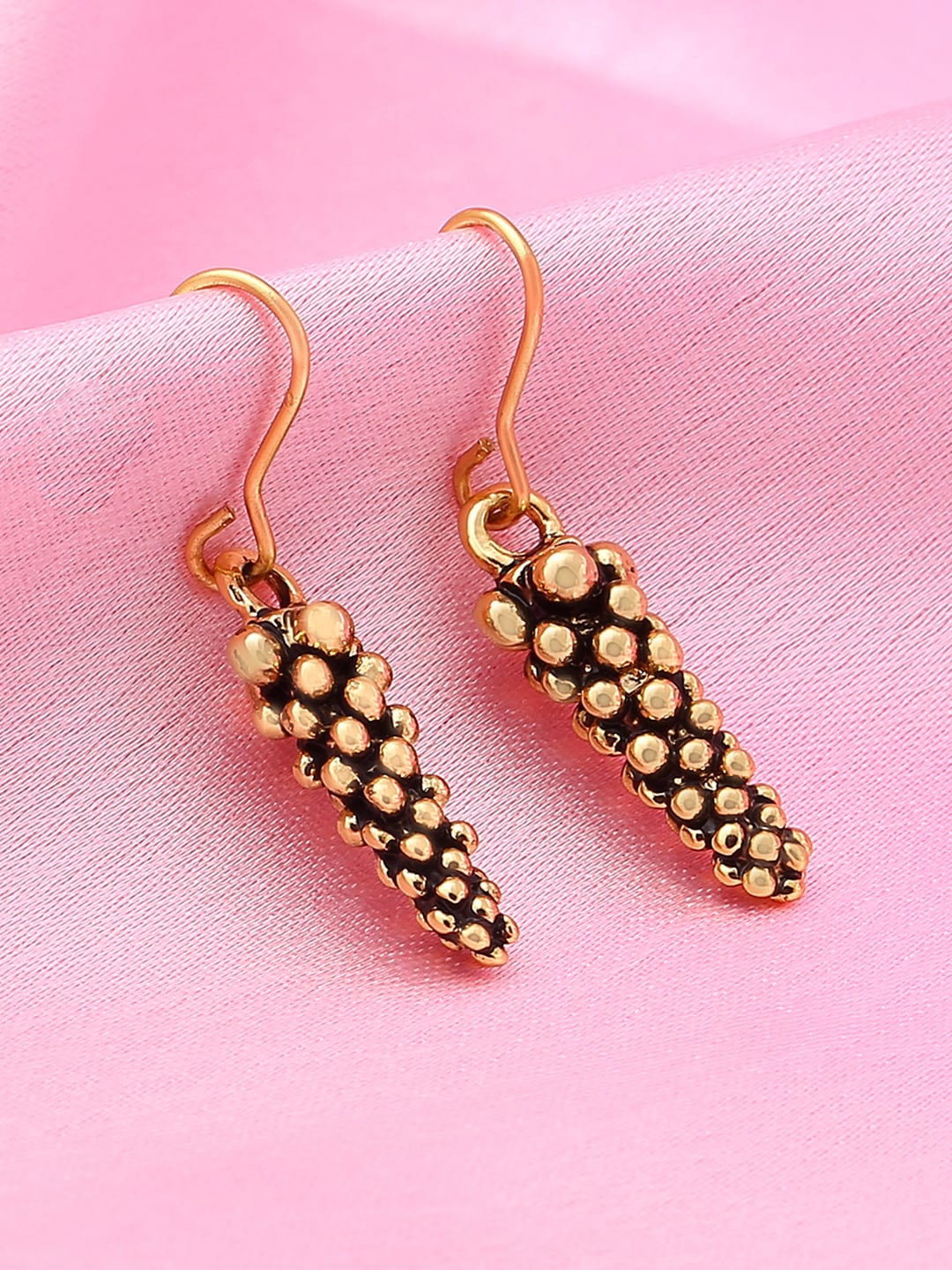 

Estele Gold-Plated Classic Drop Earrings