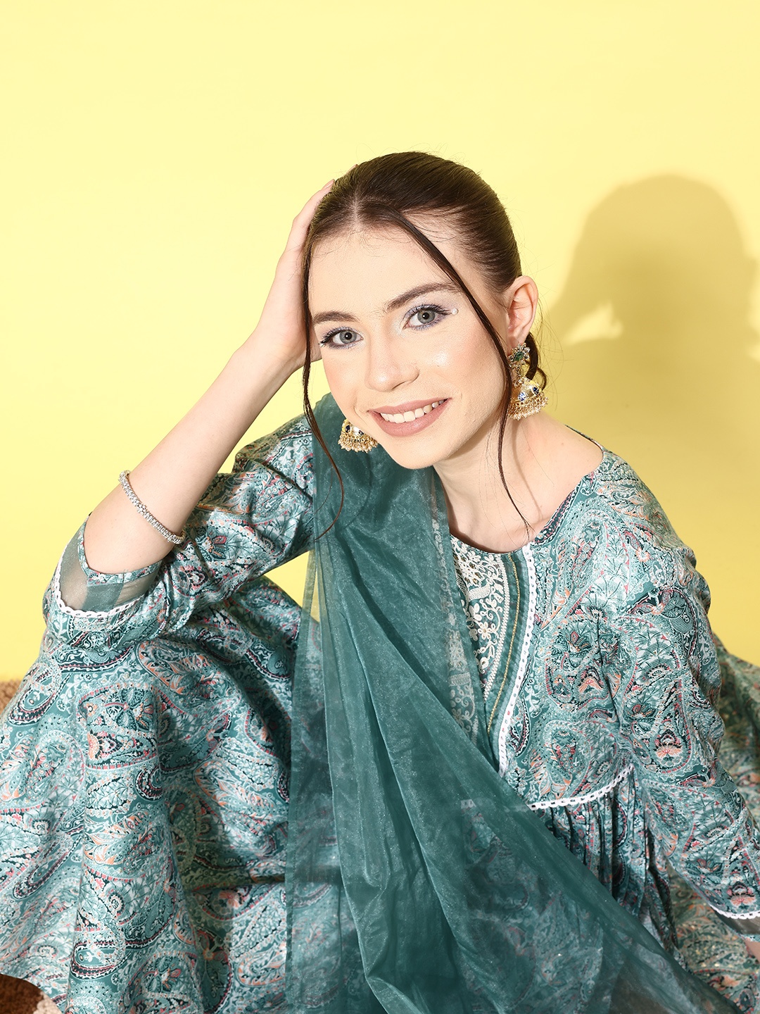 

Sangria Women Paisley Printed Regular Thread Work Kurta with Trousers & With Dupatta, Sea green
