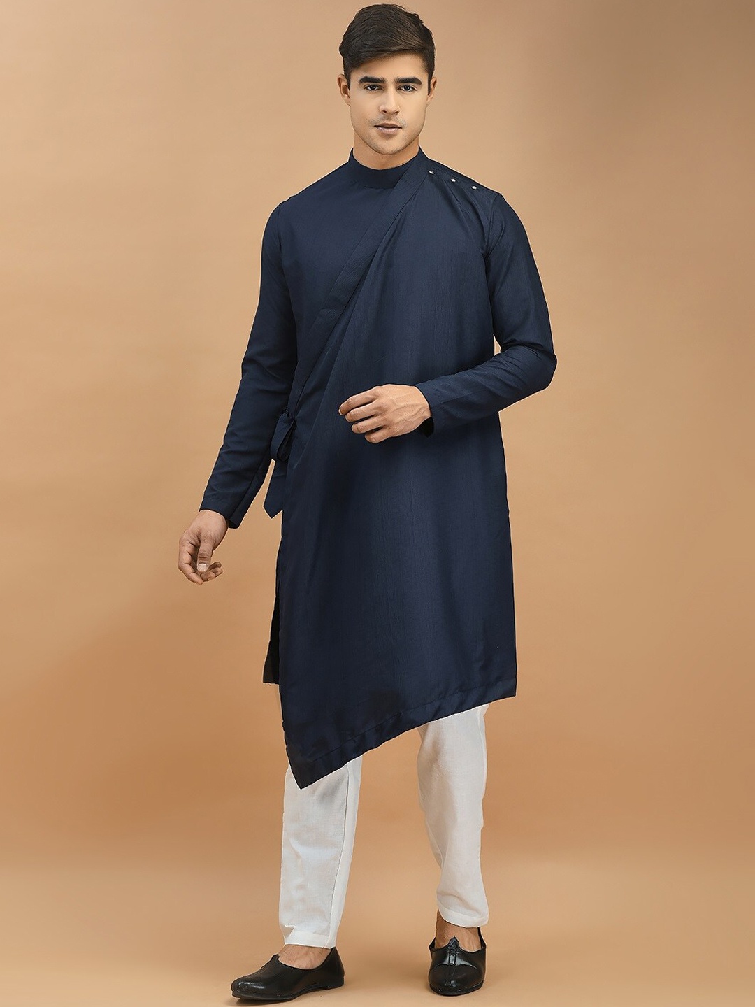 

DEYANN Regular Linen Kurta with Trousers, Navy blue