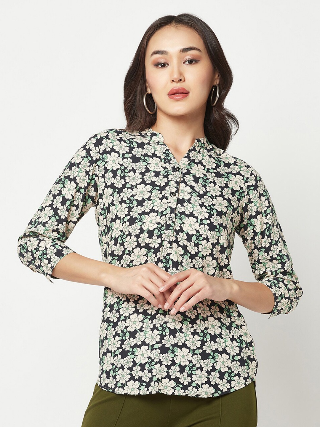 

Crimsoune Club Floral Printed Mandarin Collar Cuffed Sleeves Top, Black