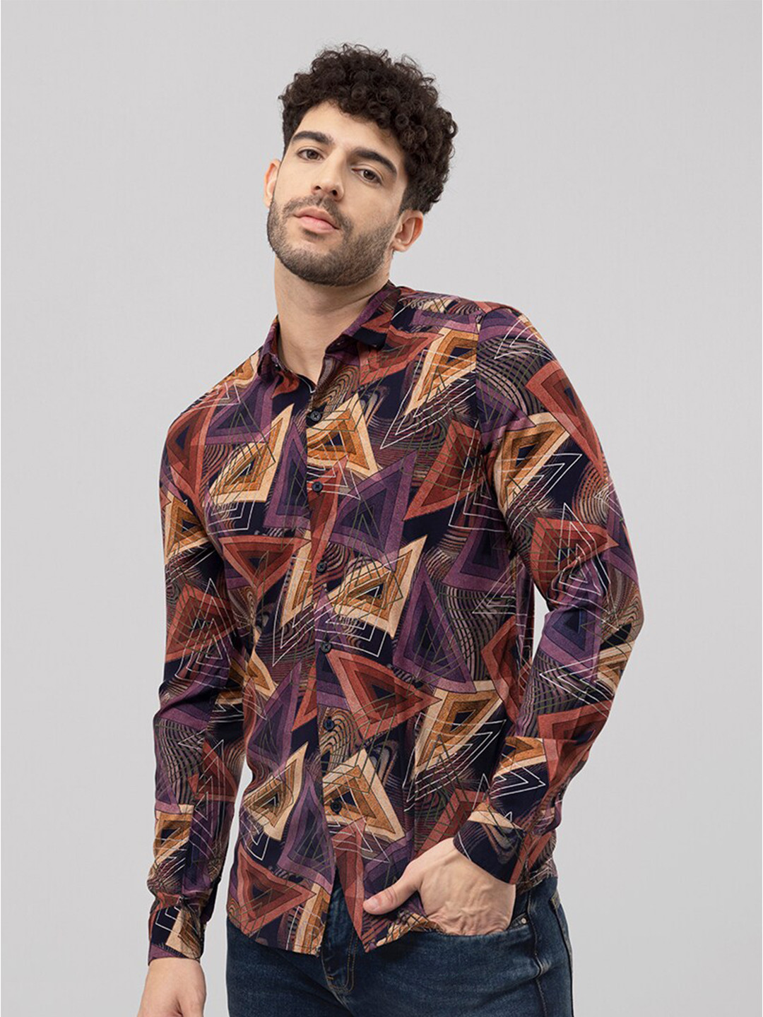 

Snitch Beige & Navy Blue & Purple Slim Fit Geometric Printed Casual Shirt
