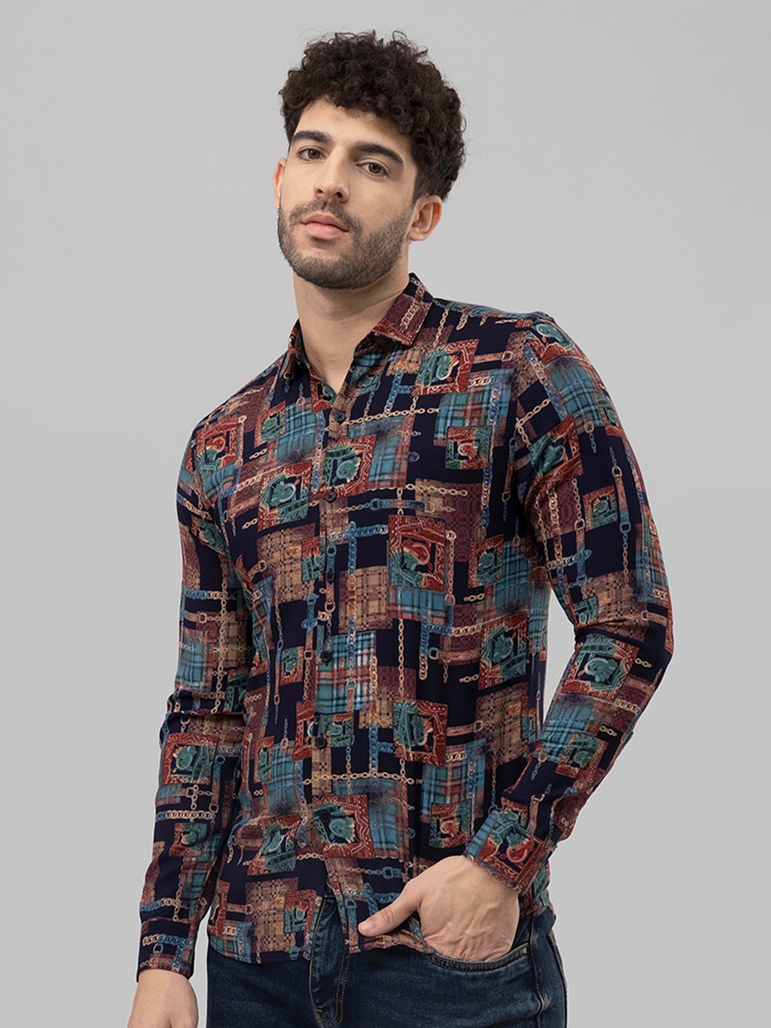 

Snitch Brown & Navy Blue Slim Fit Geometric Printed Casual Shirt