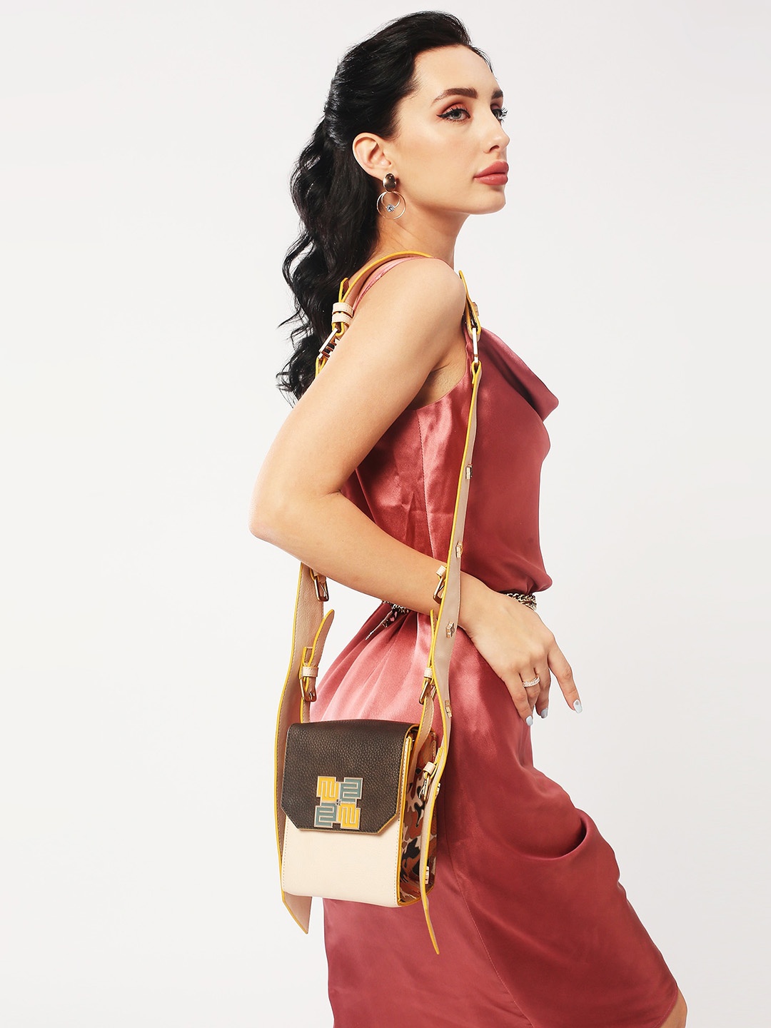 

EUME Textured Structured Sling Bag, Brown