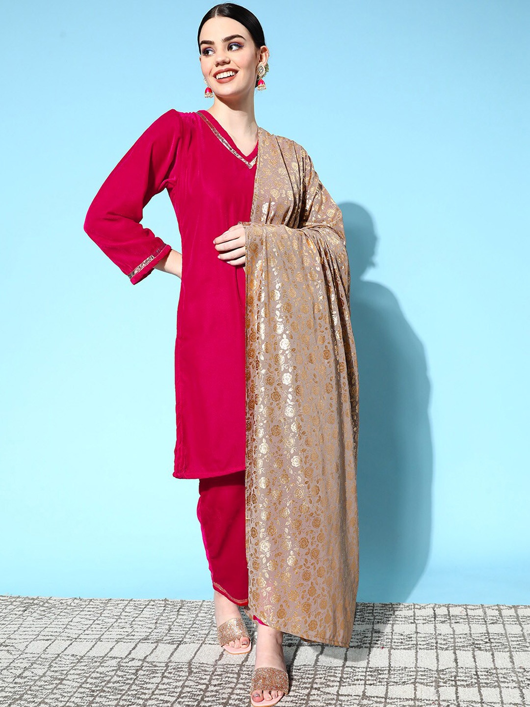 

InWeave Regular Gotta Patti Velvet Kurta with Palazzos & Dupatta, Fuchsia