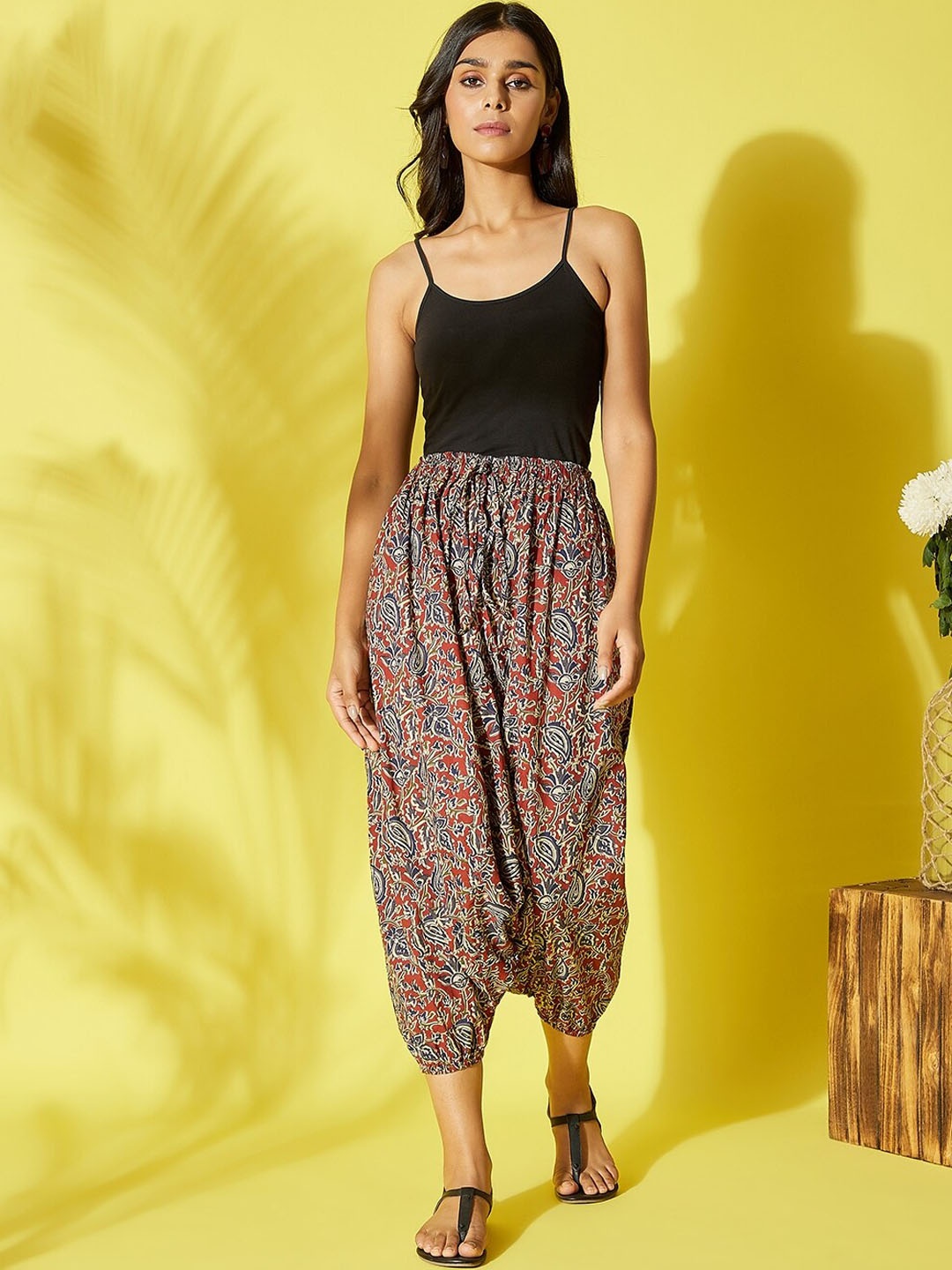 

InWeave Women Maroon & Blue Ethnic Motifs Printed Loose Fit Cotton Harem Pants