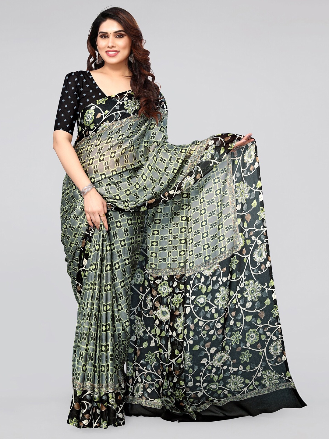 

KALINI Ethnic Motifs Printed Saree, Grey
