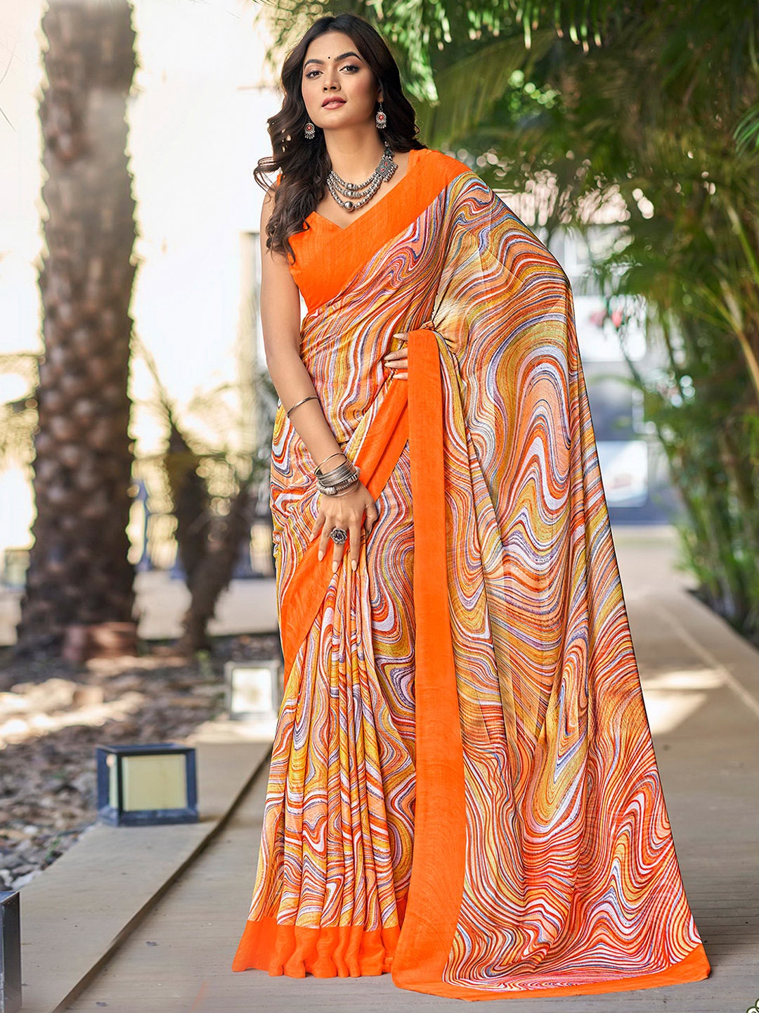 

Mitera Abstract Printed Poly Chiffon Saree, Orange