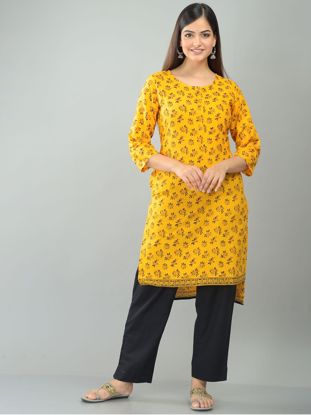 

METRO-FASHION Floral Printed Pure Cotton Kurta, Yellow