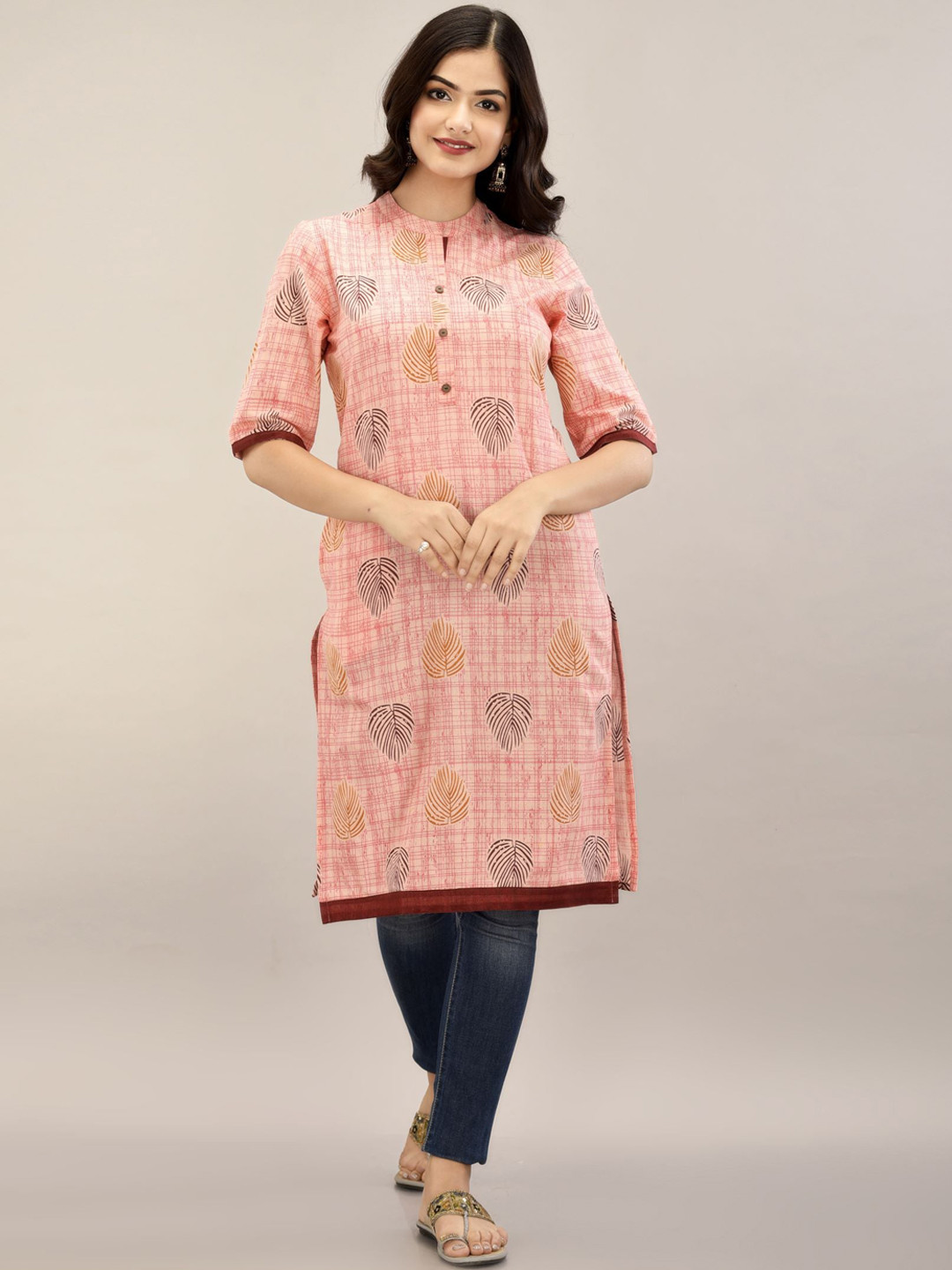 

METRO-FASHION Floral Printed Mandarin Collar Cotton Straight Kurta, Pink