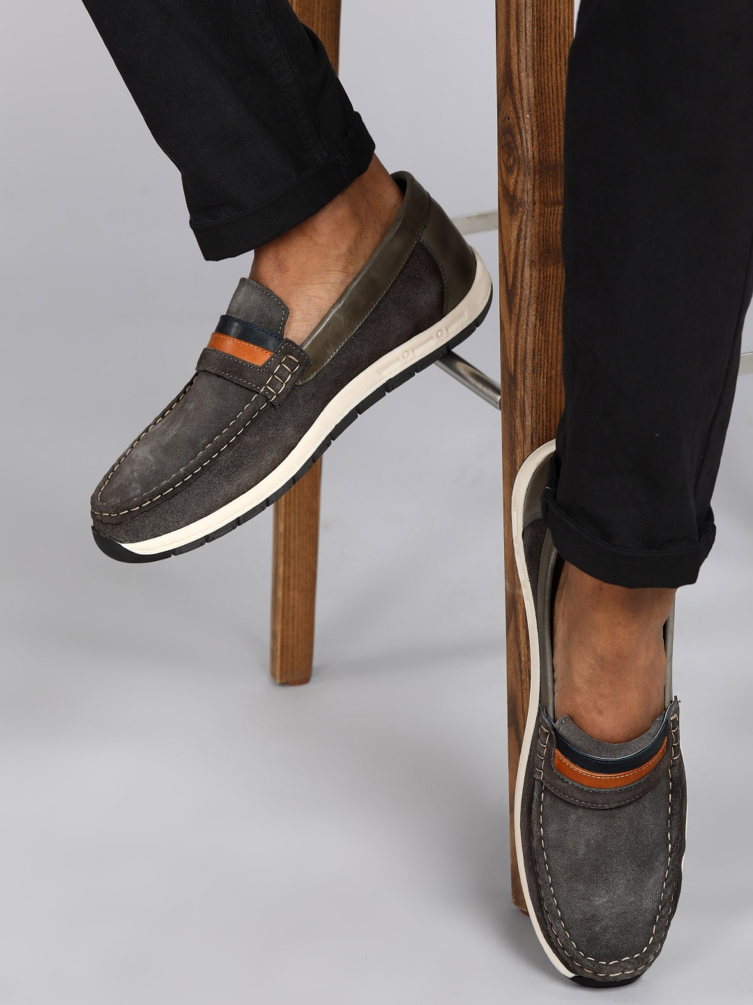 

Buckaroo Men EMMOTA Leather Comfort Insole Penny Loafers, Grey