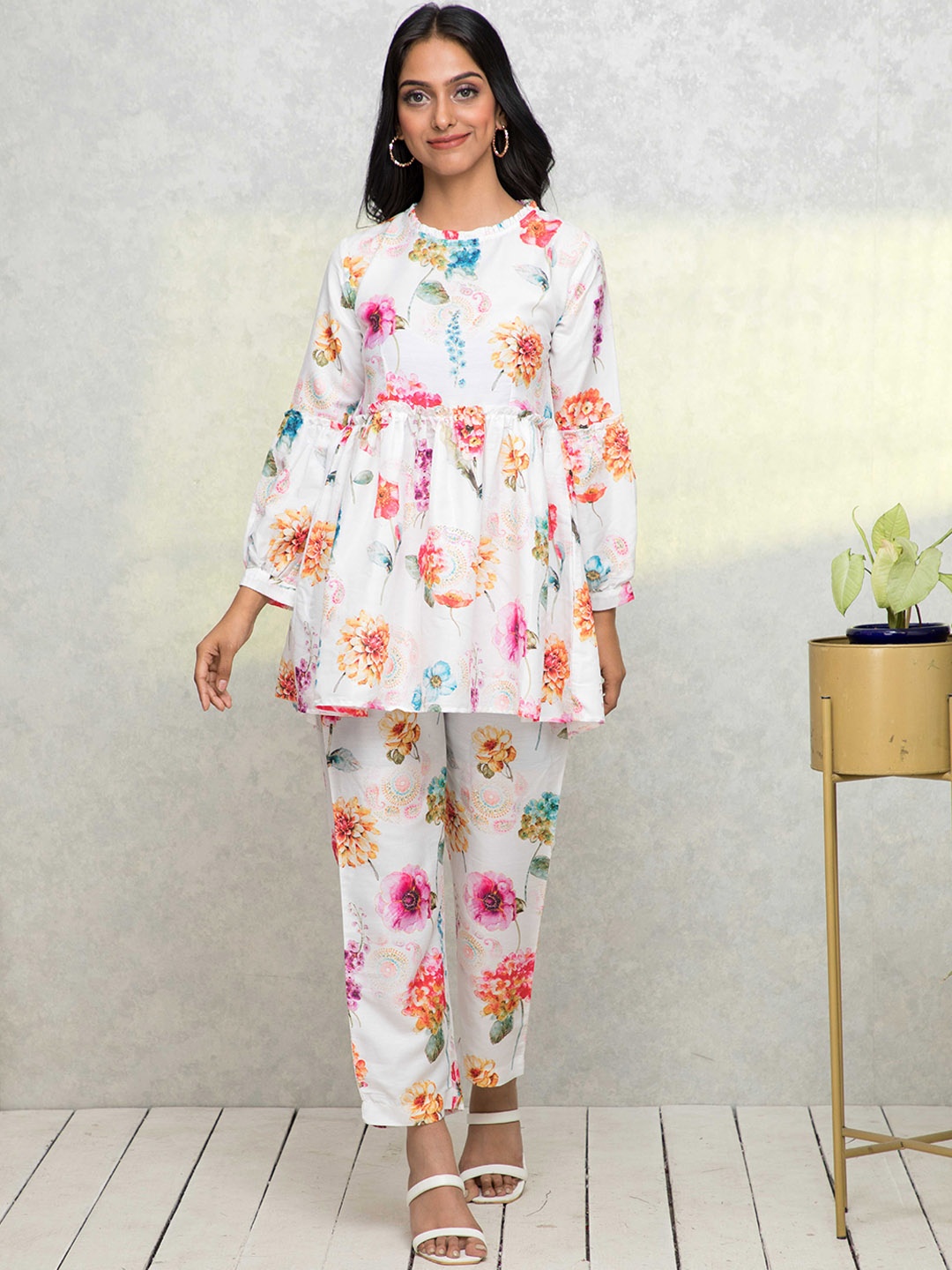 

Myshka Floral Printed Tunic With Trouser, White