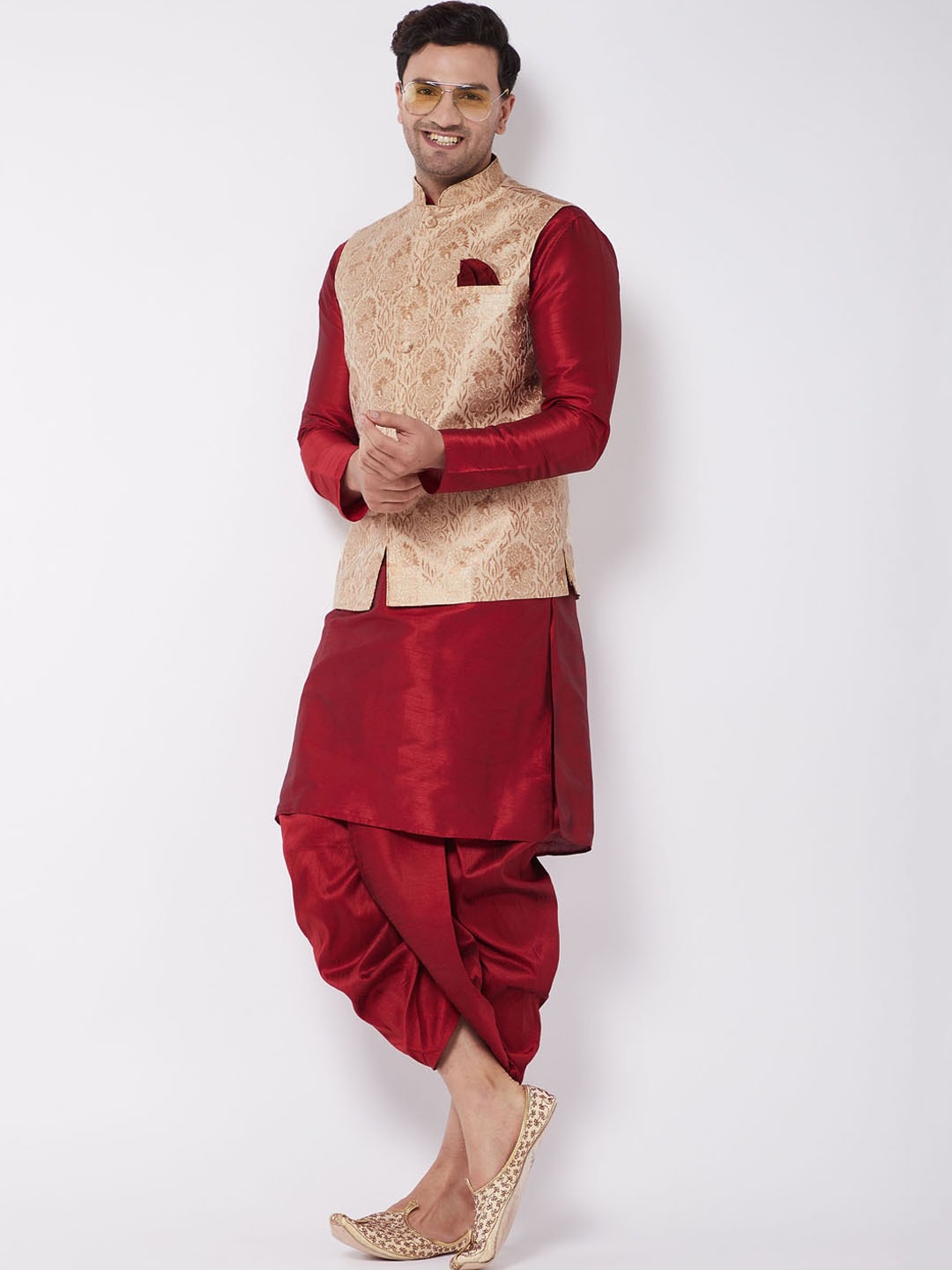 

VASTRAMAY Men Mandarin Collar Kurta With Dhoti Pants & Nehru Jacket, Maroon