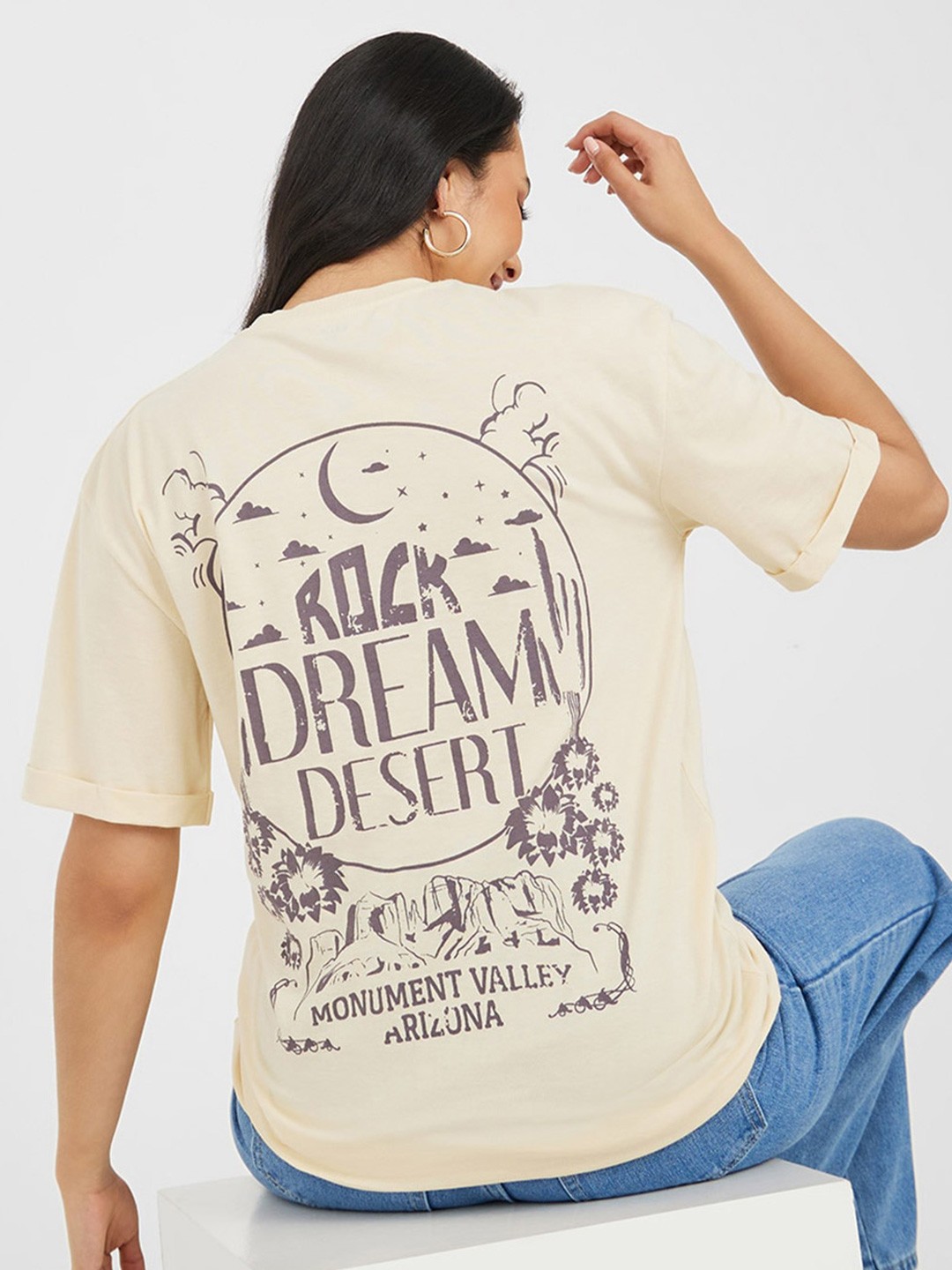 

Styli Graphic Printed Drop Shoulder Sleeves Relaxed Fit Cotton T-shirt, Cream