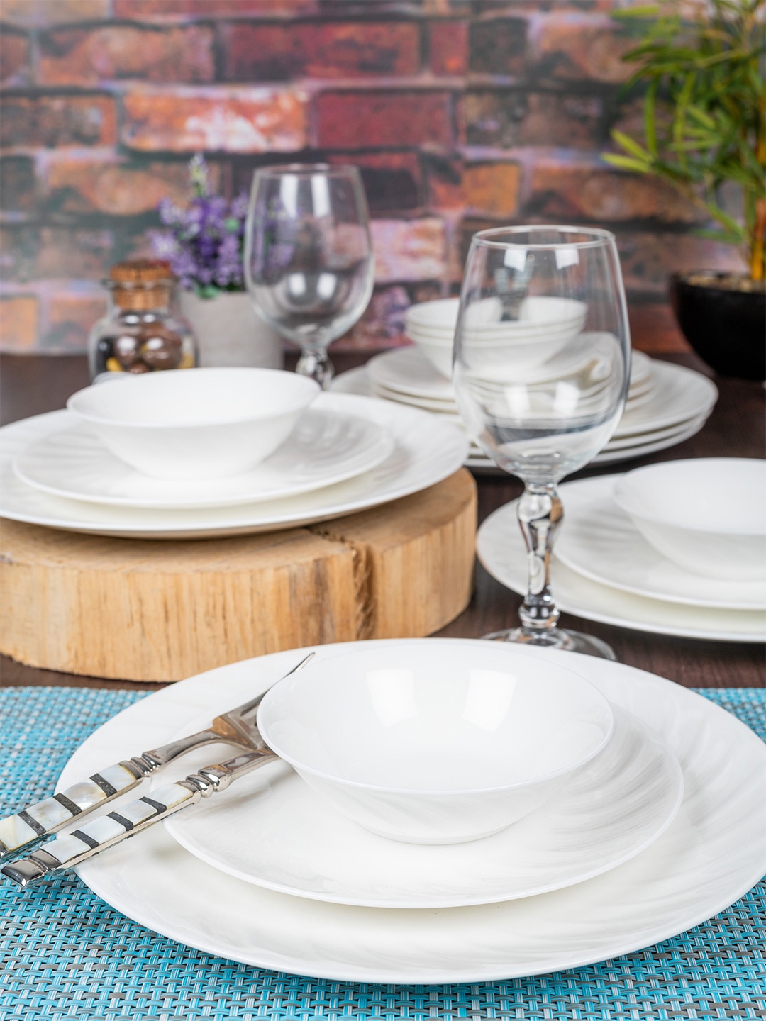

GOODHOMES White 12 Pieces Text or Slogans Printed Bone China Glossy Dinner Set