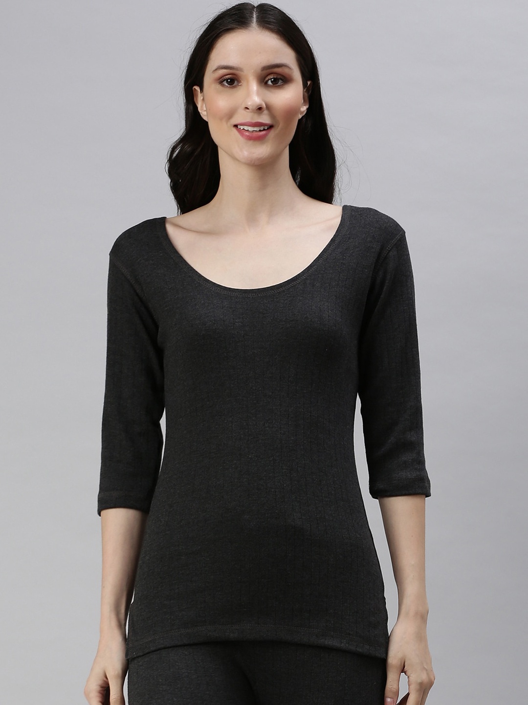 

LUX PARKER Women Round Neck Thermal Set, Black