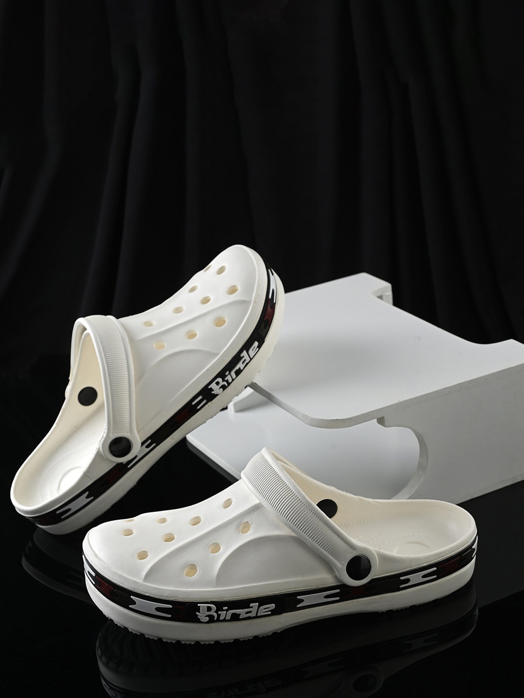 

BIRDE Men Premium Super Soft Clogs, White
