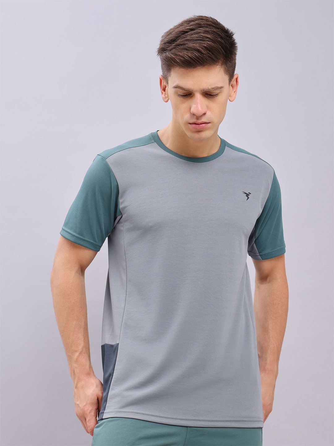 

Technosport Colourblocked Antimicrobial Slim Fit T-shirt, Grey