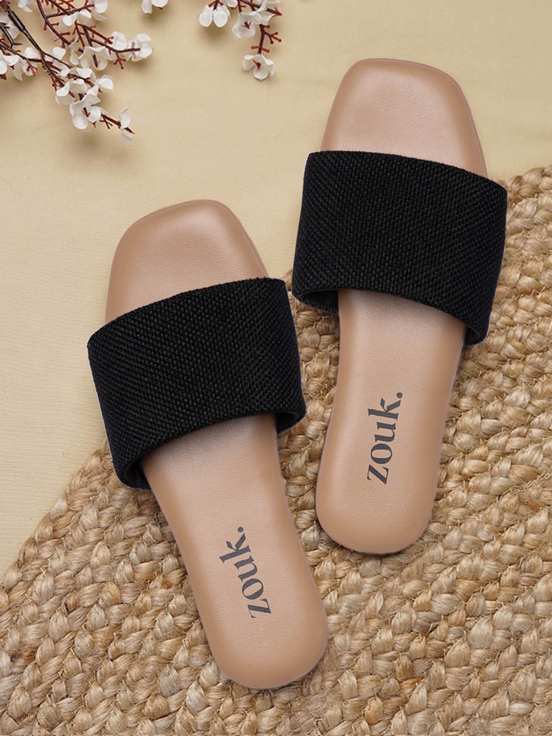 

ZOUK Women Woven Design Open Toe Flats, Black