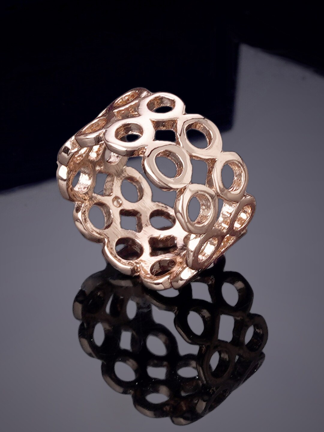 

Estele Rose Gold-Plated Finger Ring