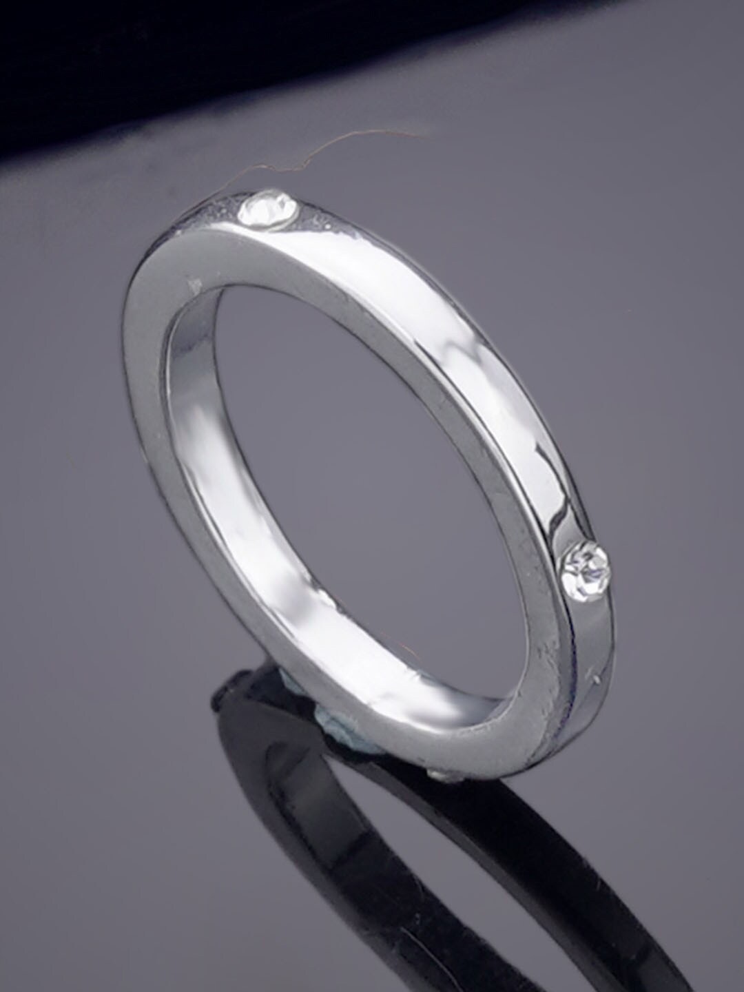 

Estele Rhodium-Plated Crystal-Studded Finger Ring, Silver
