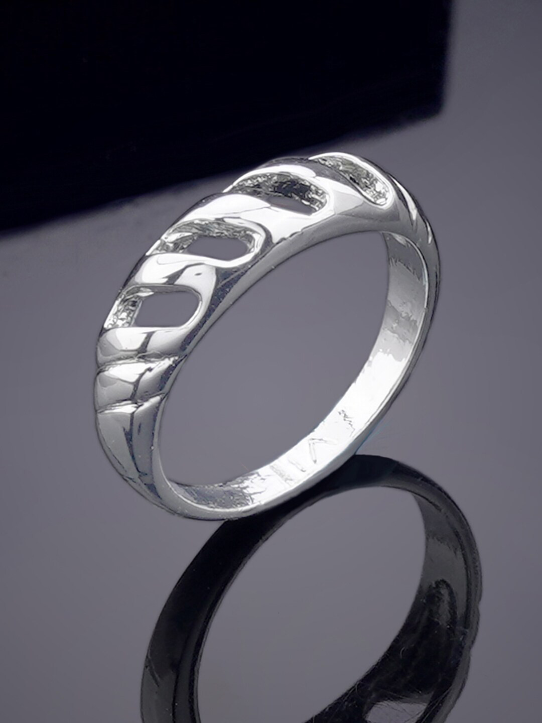 

Estele Rhodium-Plated Finger Ring, Silver