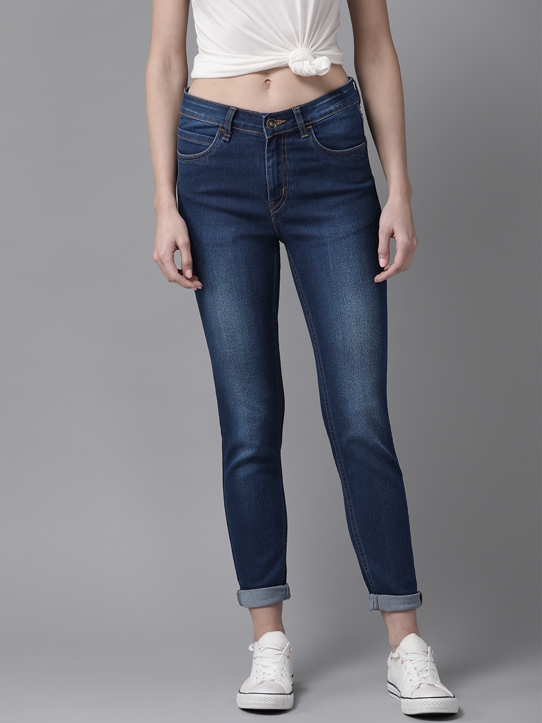 

Roadster Women Skinny Fit Mid-Rise Clean Look Stretchable Jeans, Navy blue