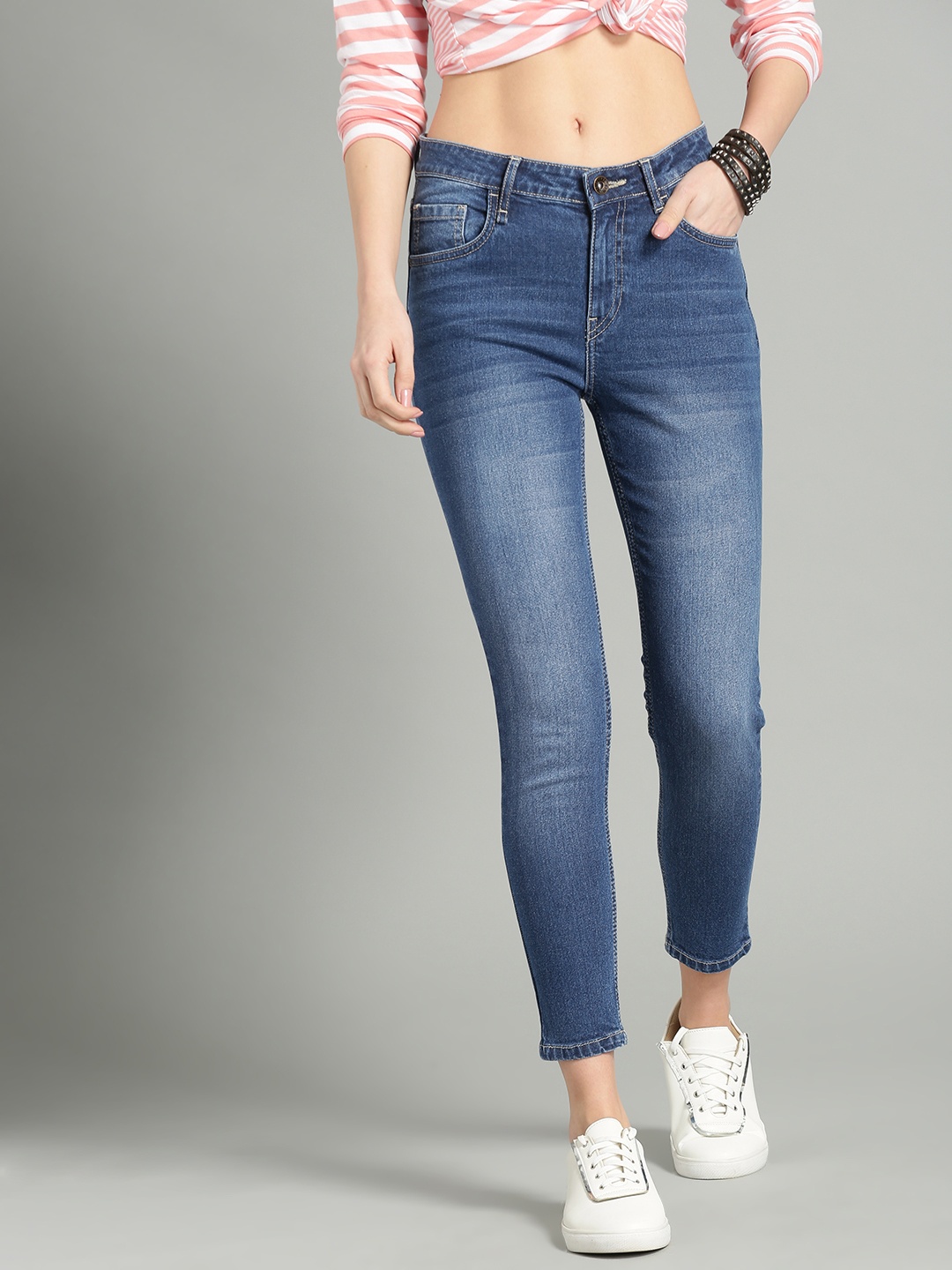 

Roadster Women Blue Skinny Fit Heavy Fade Stretchable Jeans