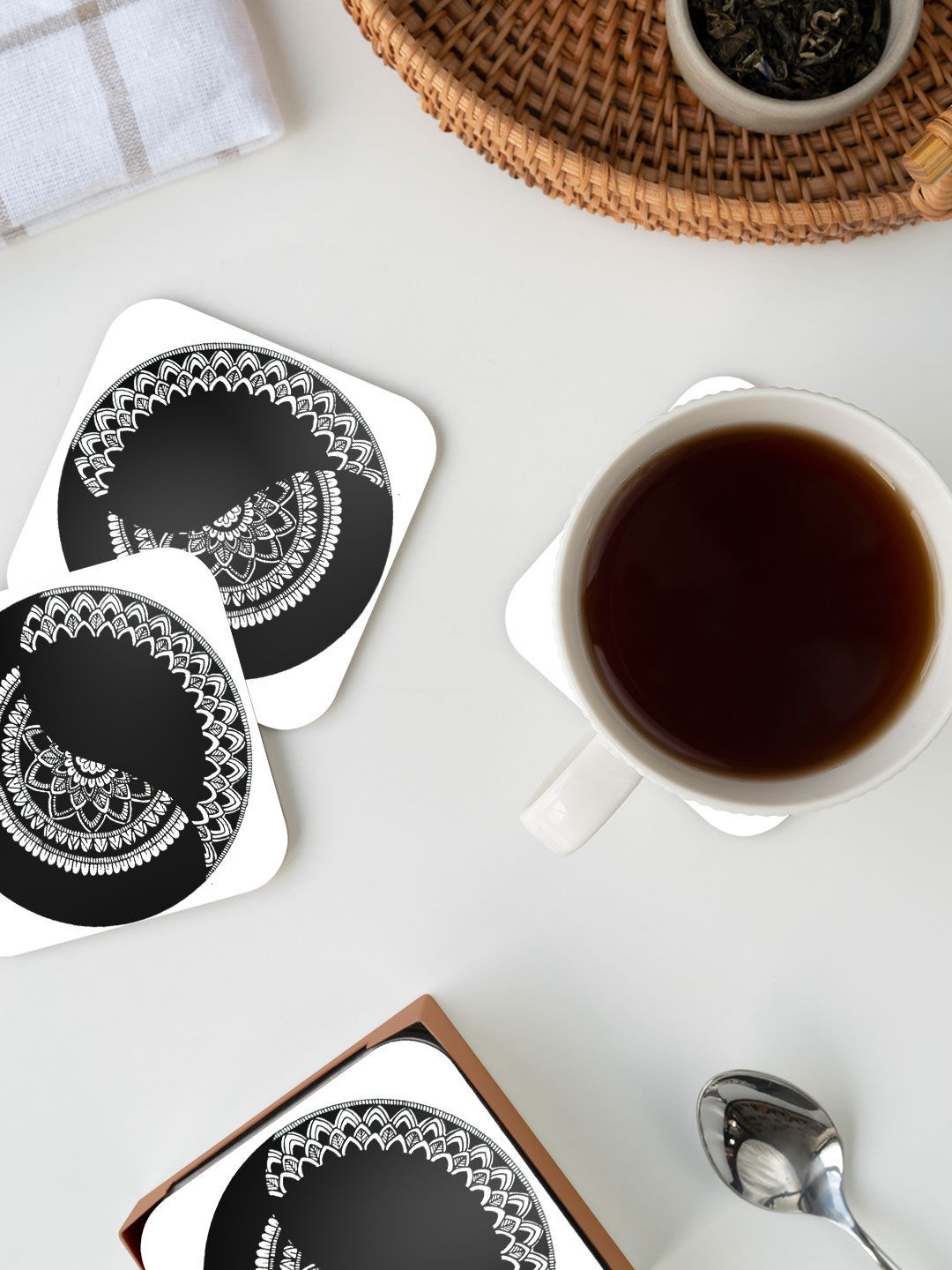 

macmerise White & Black Yin Yang Design Square MDF Wooden Coaster