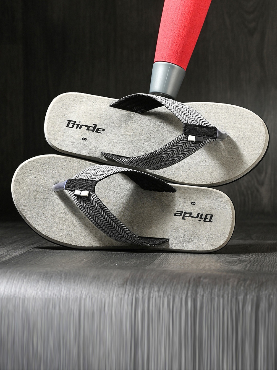 

BIRDE Men Woven Design Thong Flip-Flops, Grey