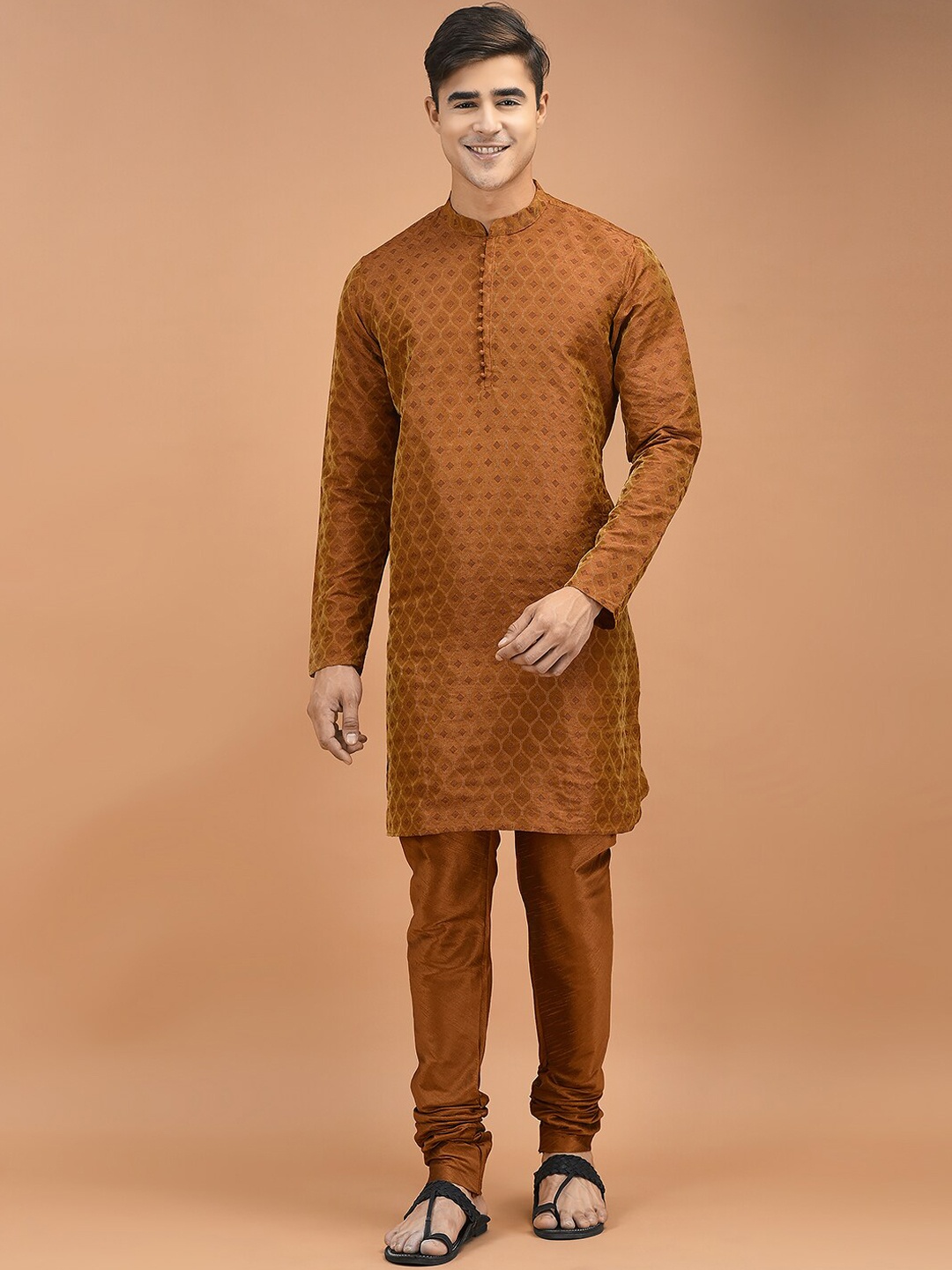 

DEYANN Ethnic Motifs Woven Design Mandarin Collar Kurta with Churidar, Brown