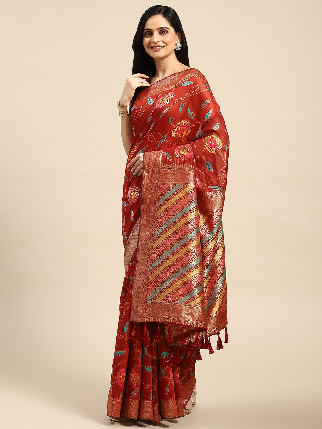 

Silk Land Floral Zari Saree, Maroon