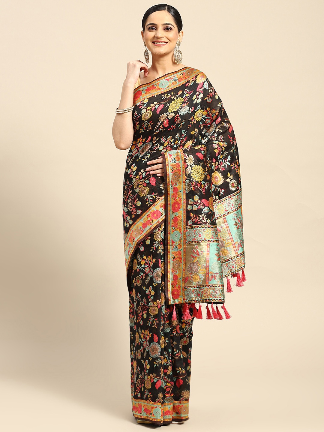 

Silk Land Floral Embroidered Saree, Black