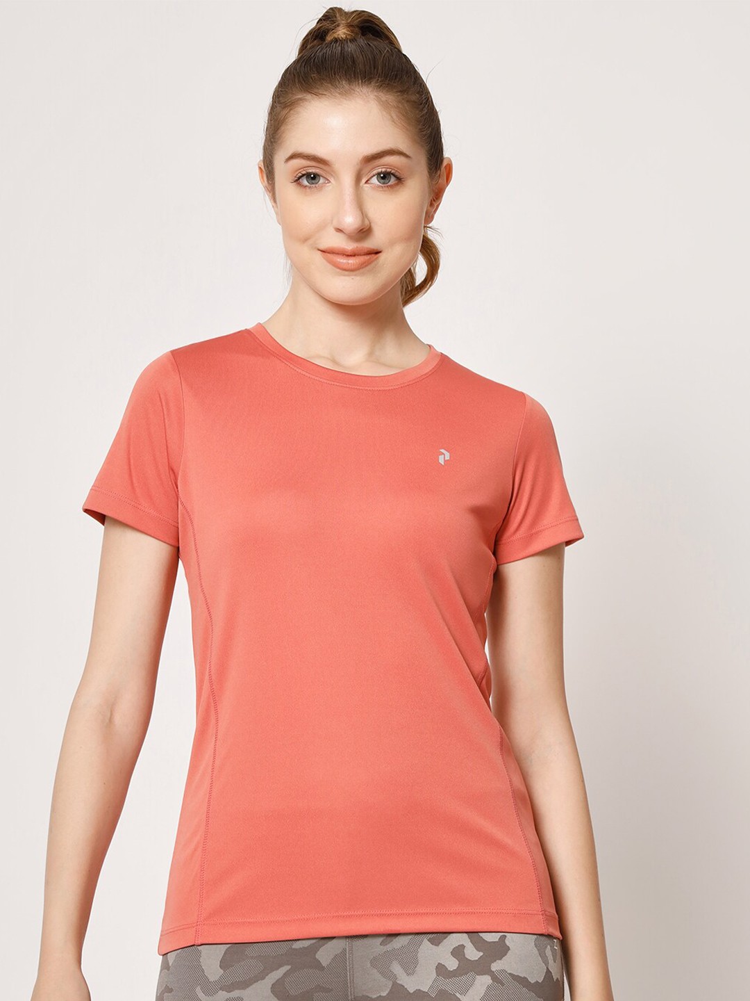 

PERFKT-U Women Pink Pockets T-shirt