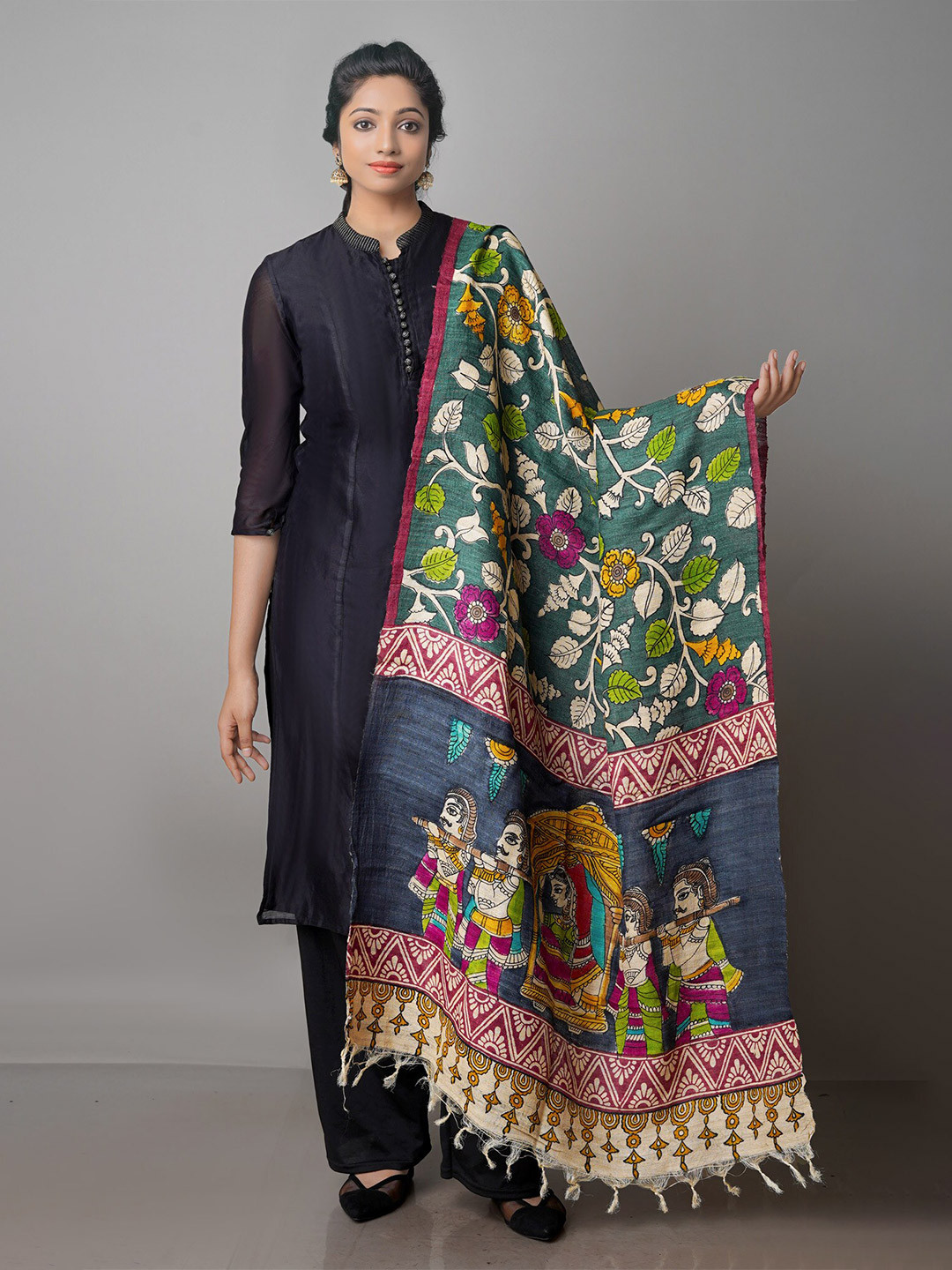 

Unnati Silks Ethnic Motifs Printed Jute Pen Kalamkari Dupatta, Green