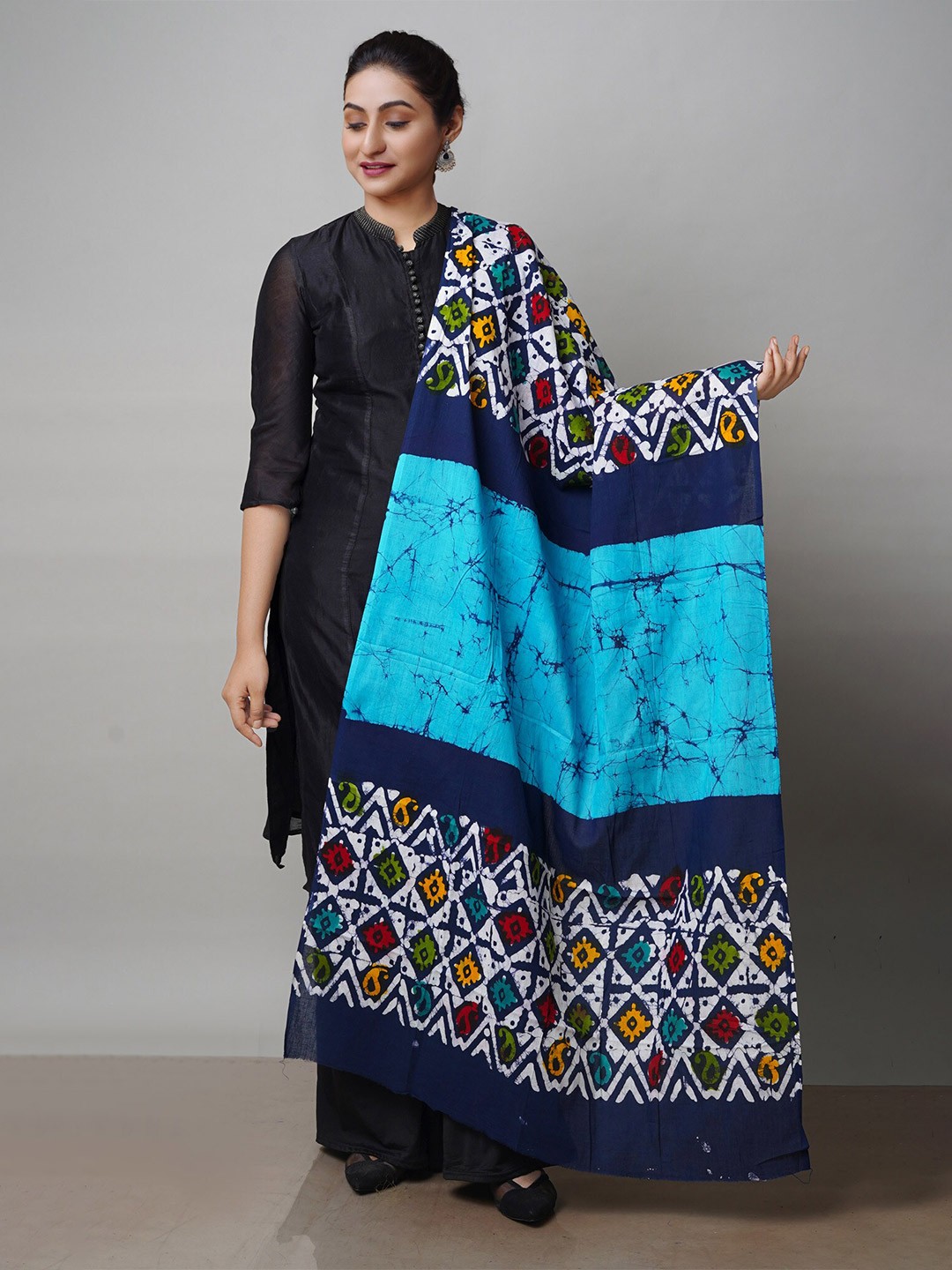 

Unnati Silks Ethnic Motifs Batik Printed Cotton Dupatta, Blue