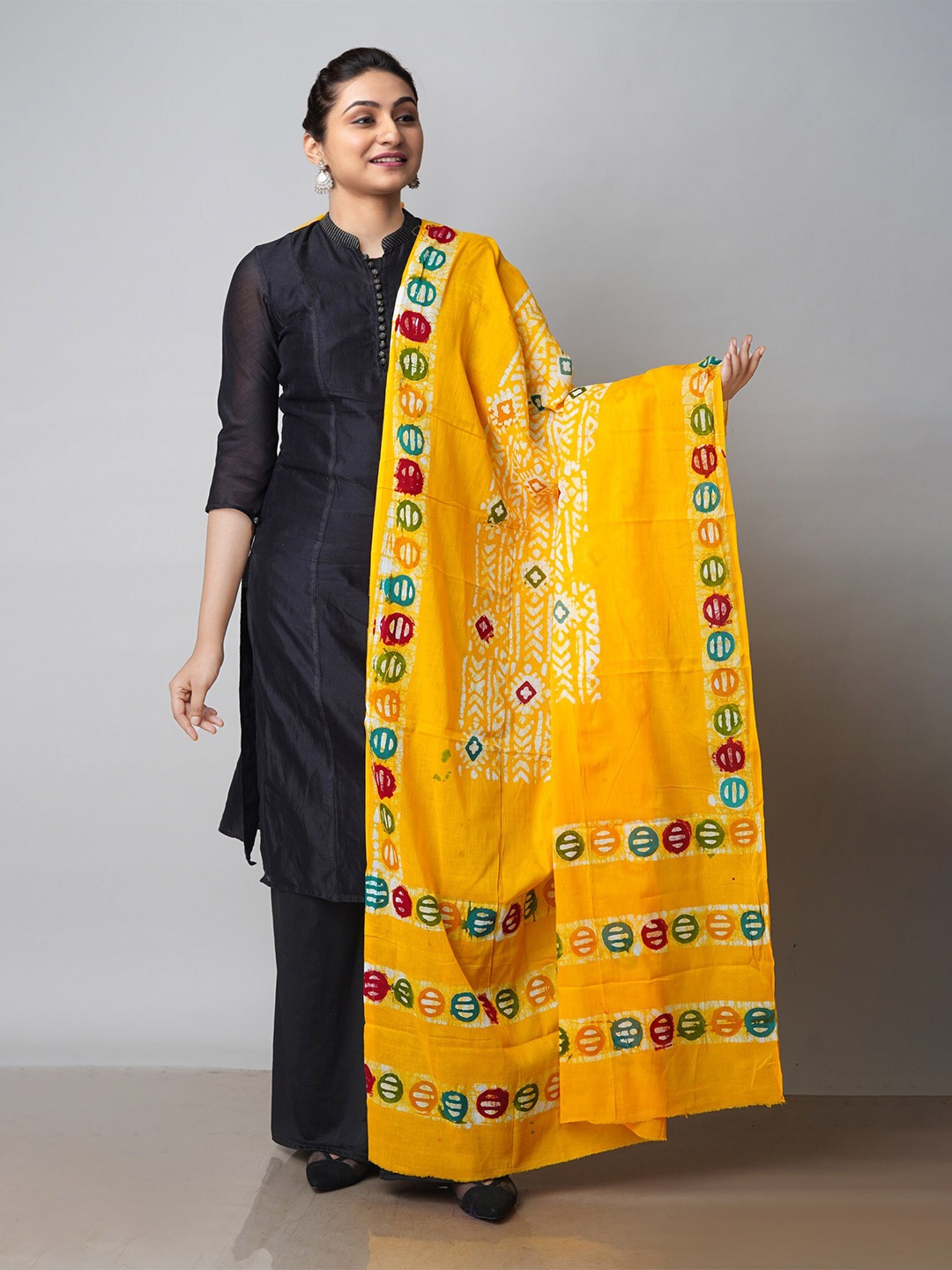 

Unnati Silks Ethnic Motifs Batik Printed Cotton Dupatta, Yellow