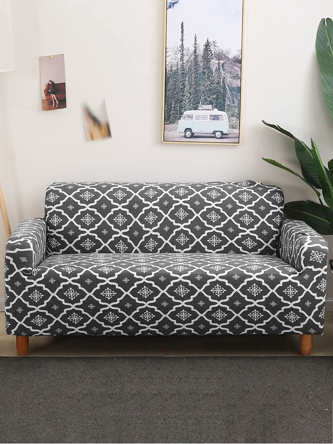 

HOUSE OF QUIRK Grey & White Printed Stretchable 3-Seater Sofa Slip Cover