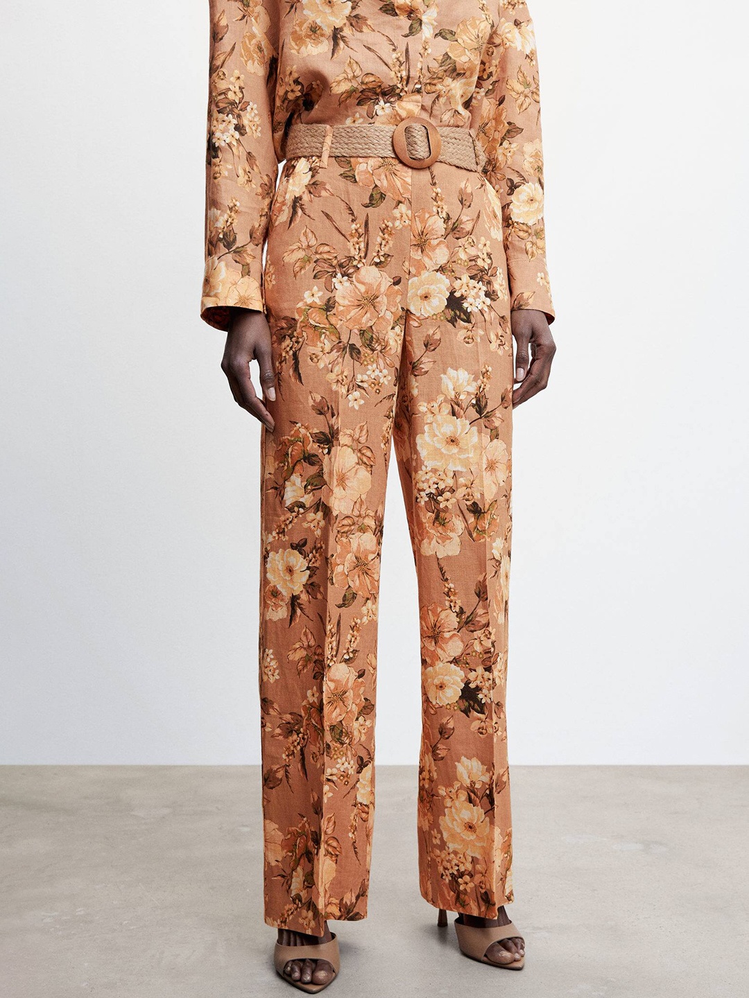

MANGO Women Floral Printed Straight Fit Trousers, Brown