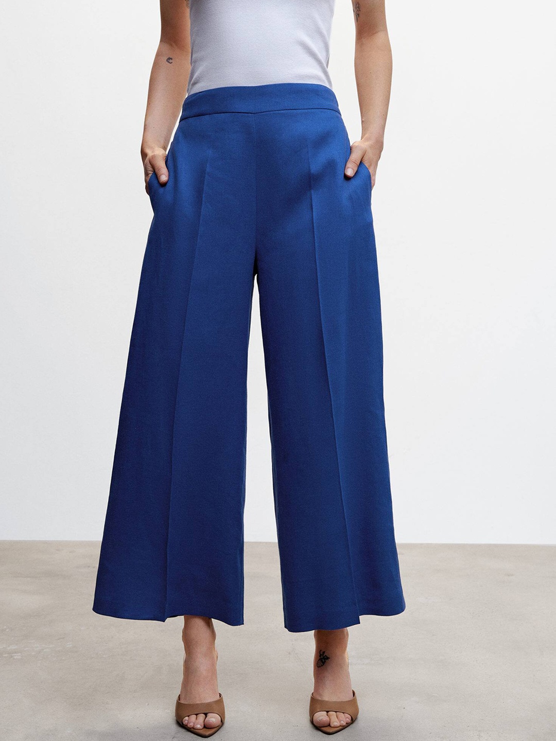 

MANGO Women Linen Flared Trousers, Blue