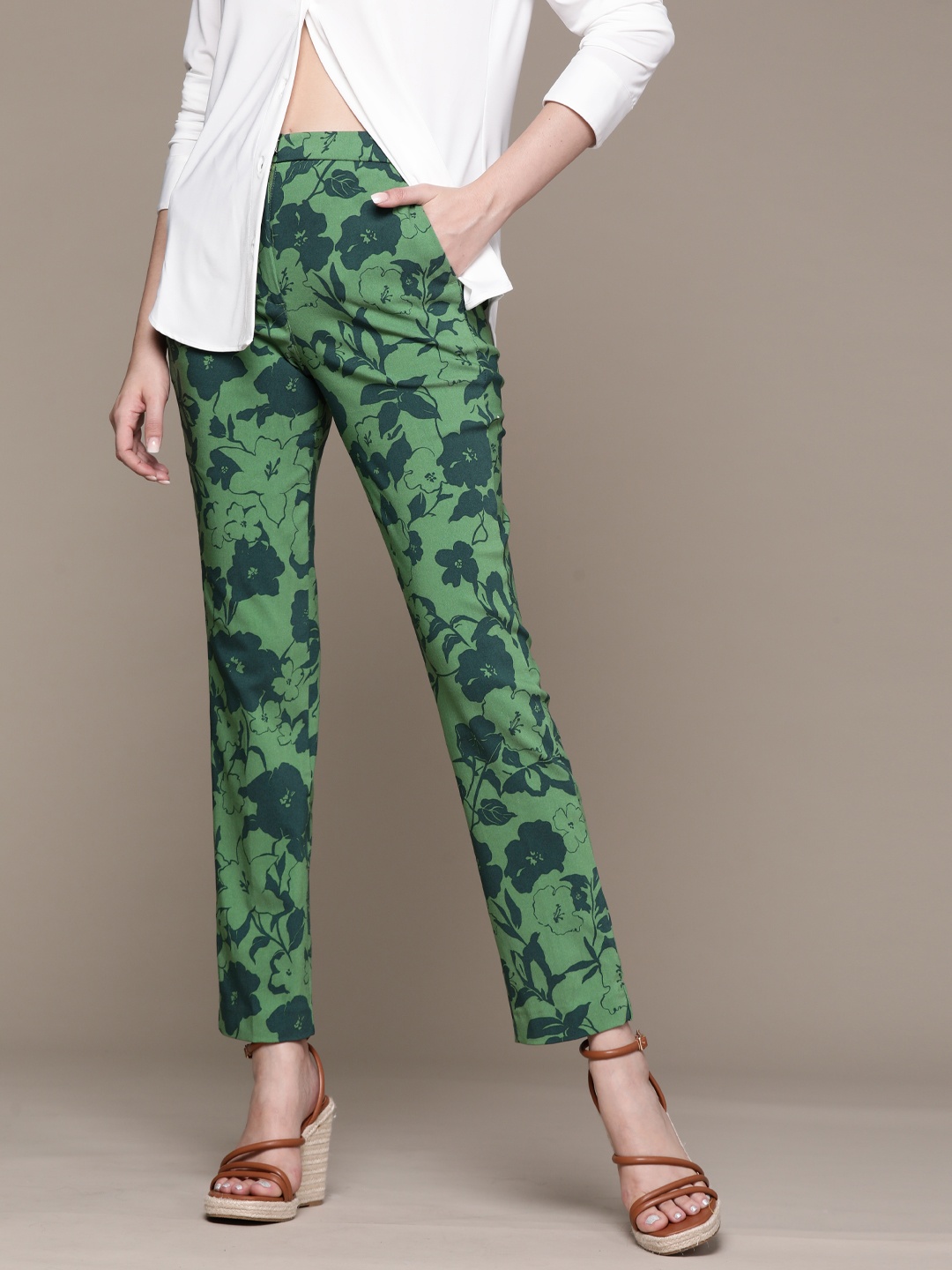 

MANGO Women Abstract Print Trousers, Green