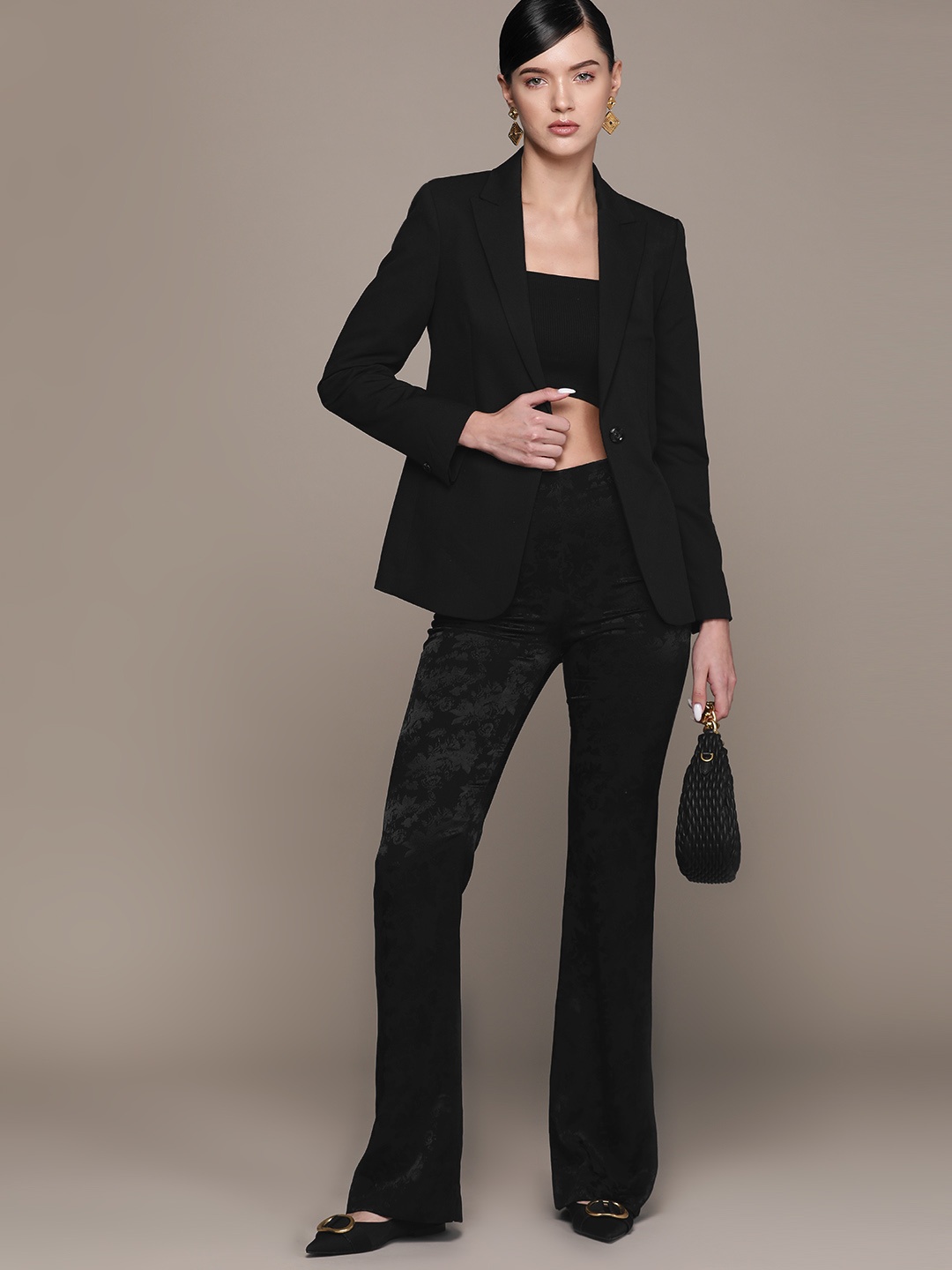 

MANGO Women Tailored Design Fitted Blazer, Black