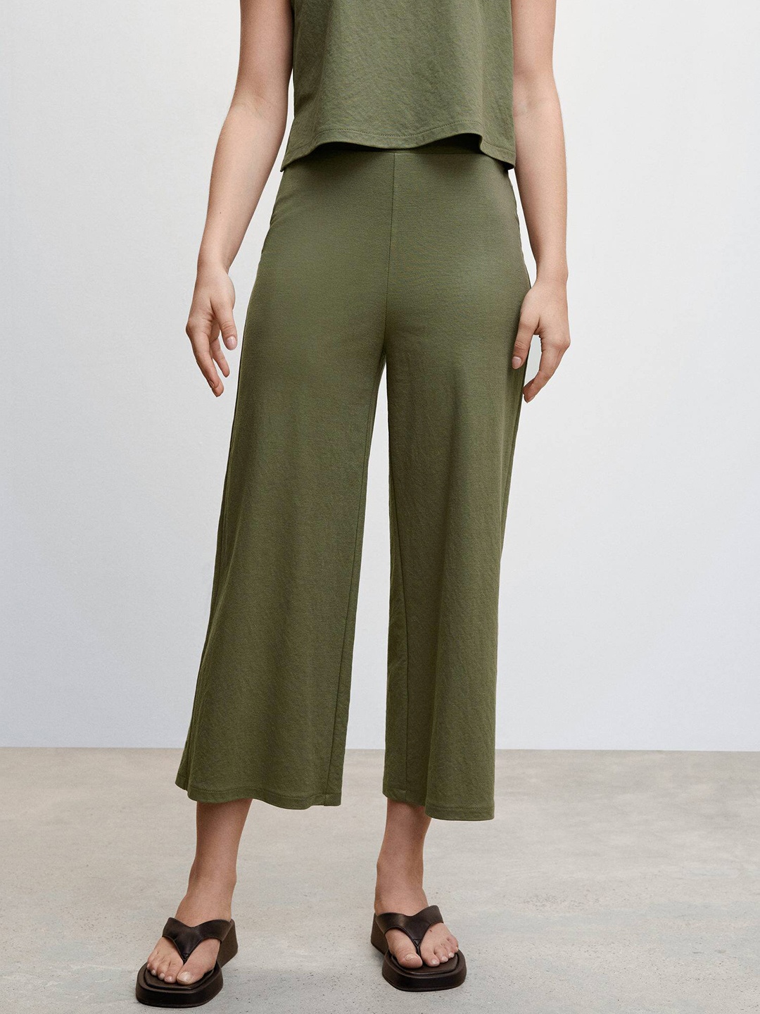 

MANGO Women High-Rise Cropped Parallel Trousers, Olive