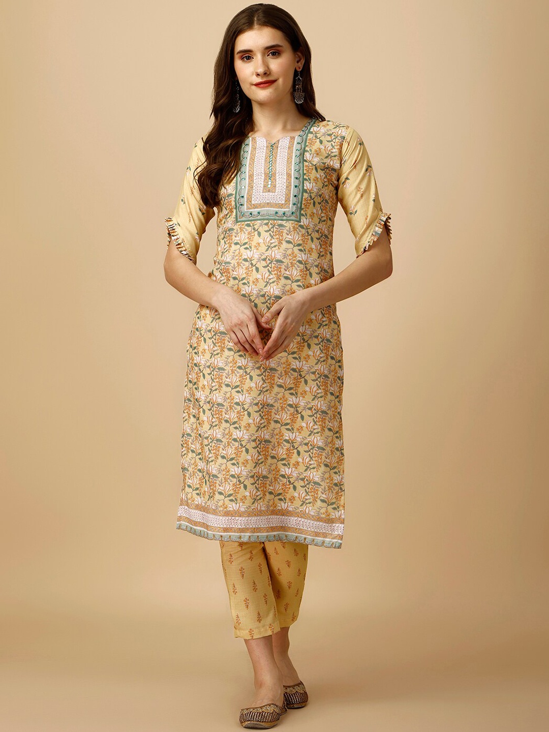 

GUFRINA Floral Printed Kurti with Trousers, Yellow