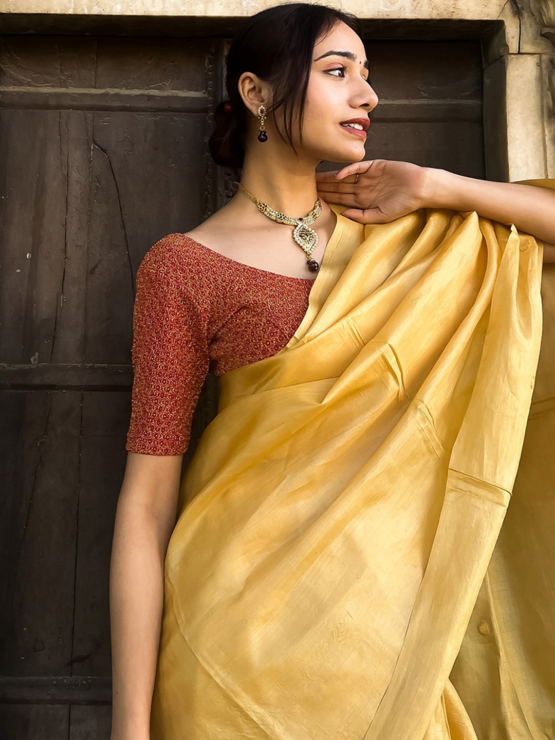 

Bindigasm's Advi Woven Design Jacquard Stretchable Readymade Saree Blouse, Pink