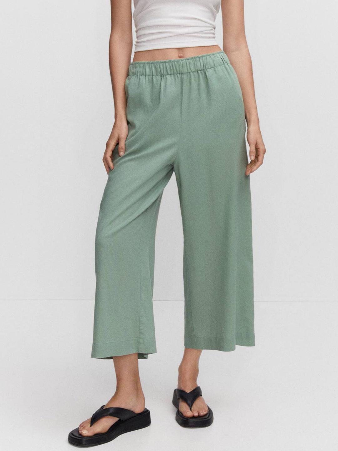 

MANGO Women Cropped Trousers, Green