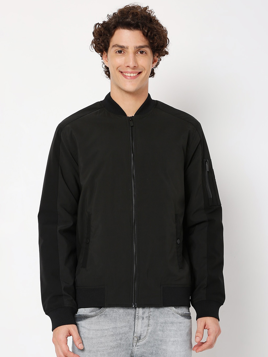 

Mufti Men Lightweight Sporty Jacket, Black