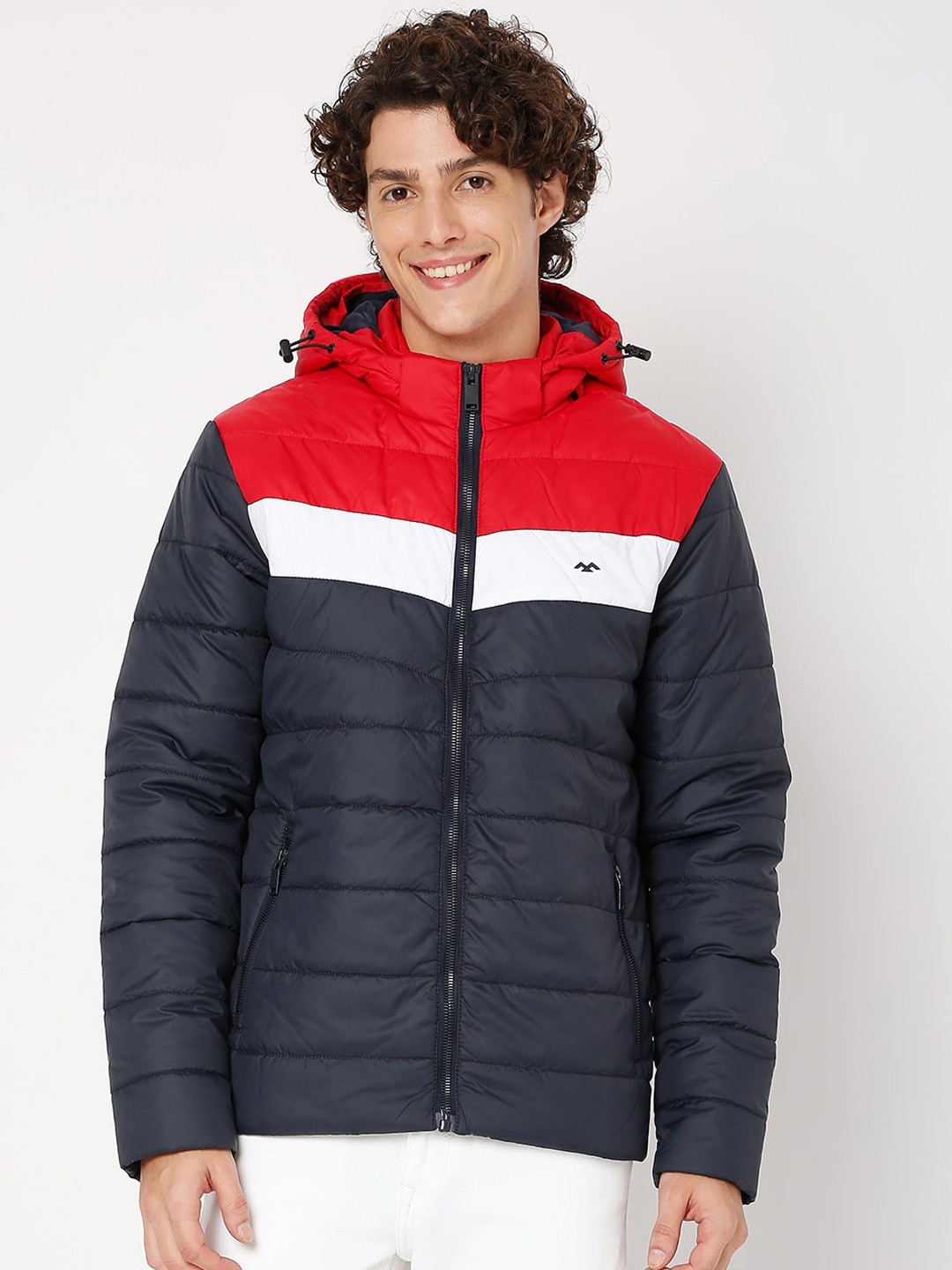 

Mufti Colourblocked Hooded Lightweight Puffer Jacket, Navy blue