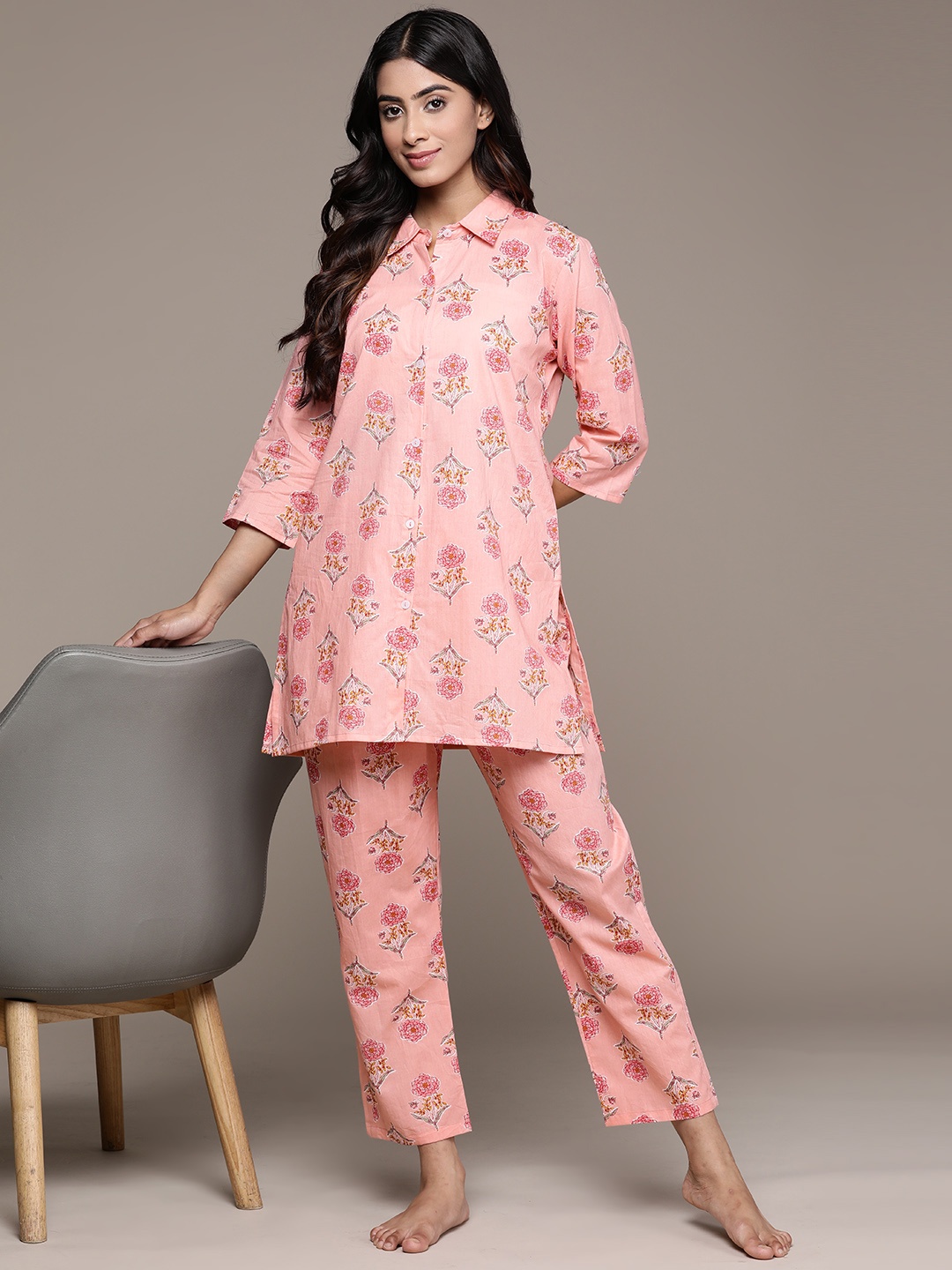 

Anubhutee Women Printed Pyjama suit, Peach